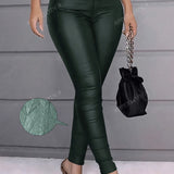 172906793101ccc123879832d0c9eb53661524f881_wk_1729136490_thumbnail_900x.webp
